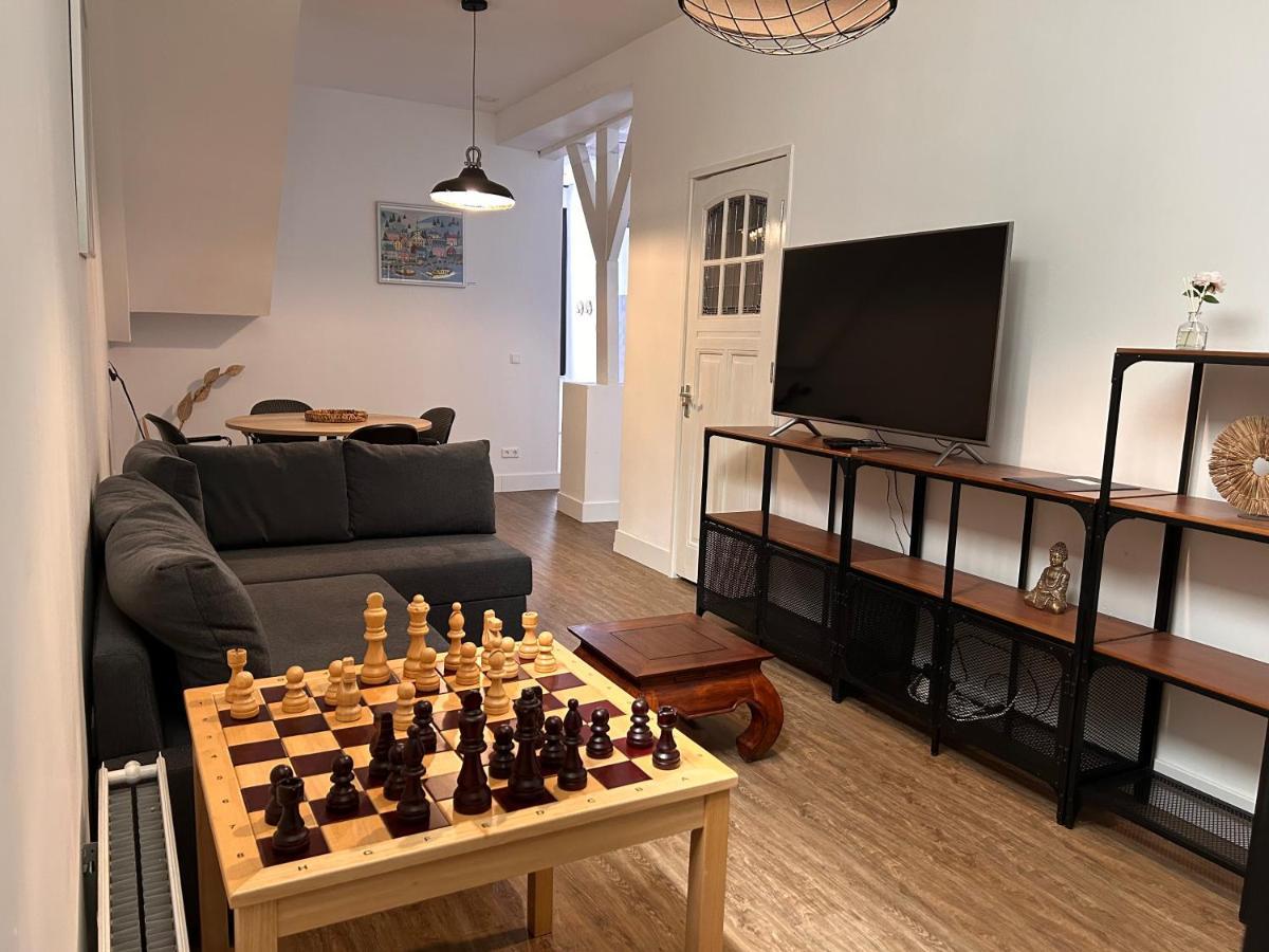 Artistic Independent Apartment, City Centre Dordrecht Extérieur photo